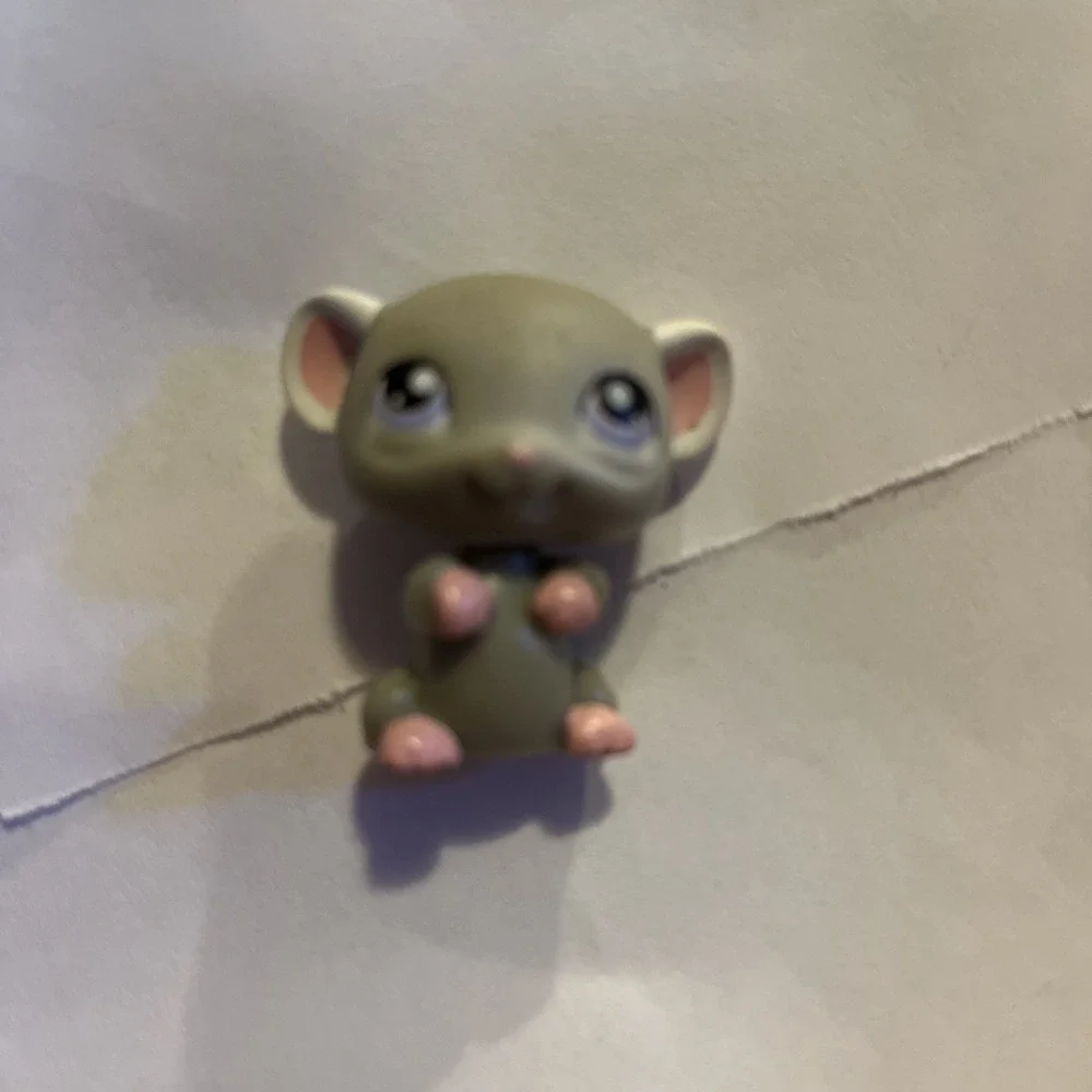 Littlest pet shop mouse white ears #192 Generation 1